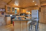 The Loose Caboose - Kitchen with Island 
